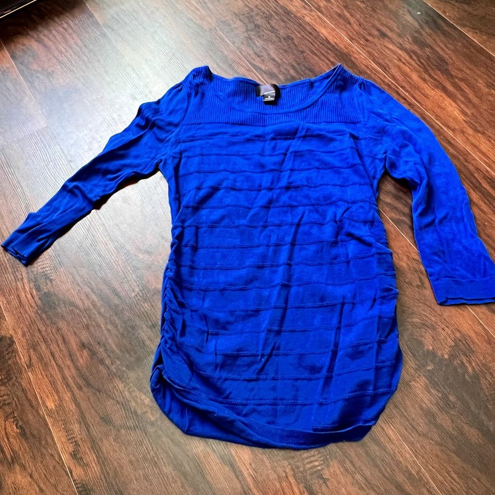Oh, Baby by Motherhood blue maternity sweater, size M